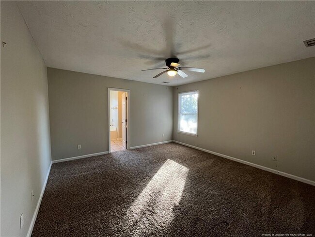 Building Photo - 6801 Pin Oak Ln