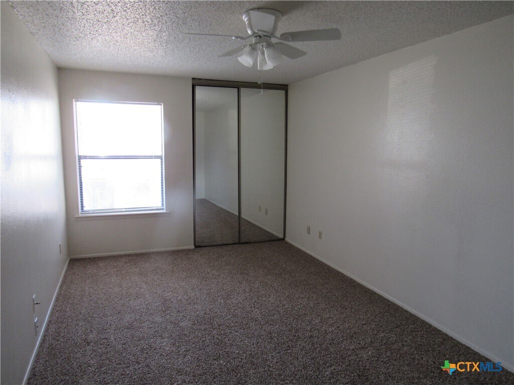 Foto principal - 1207 Westway Cir