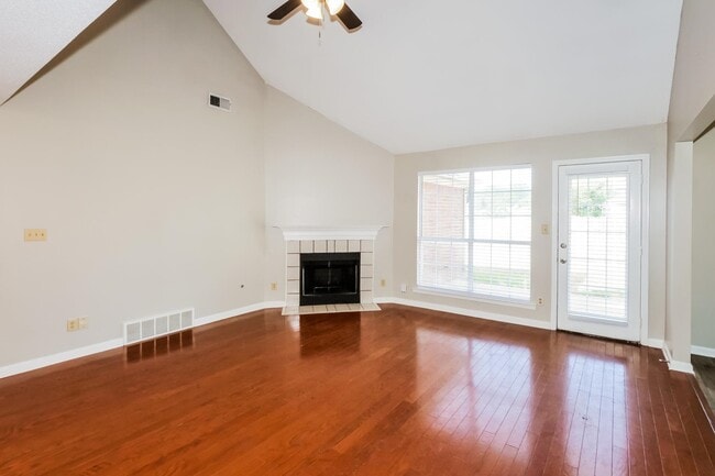 Building Photo - 1168 Red Fern Cir W