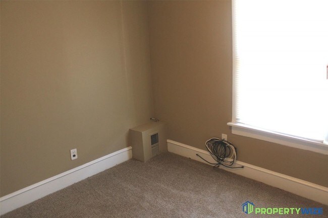 Building Photo - 204 Avondale Road