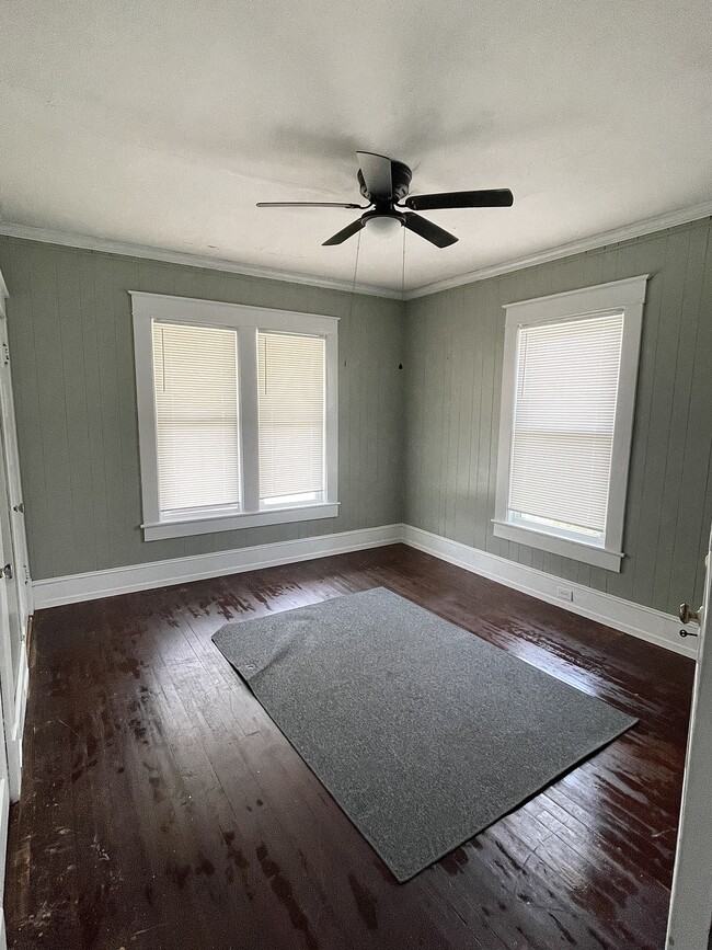 Bedroom 2 - 112 N Mendenhall St