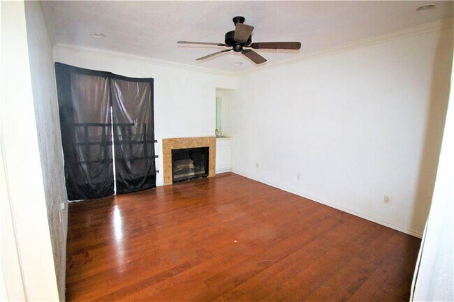 Building Photo - 8001 Rothington Rd