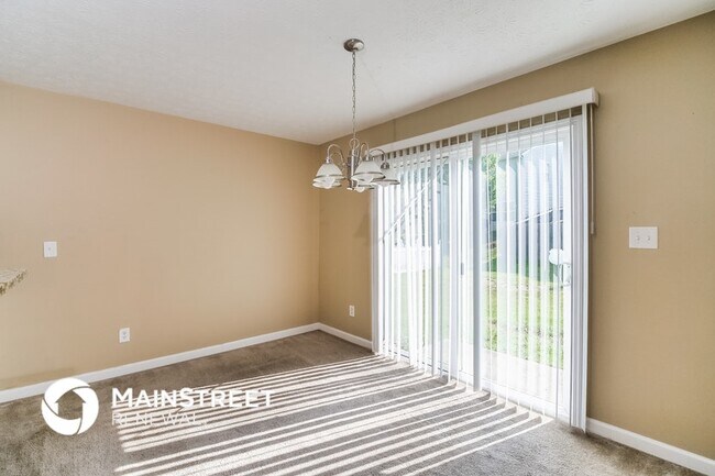 Foto del edificio - 5675 Glass Chimney Ln