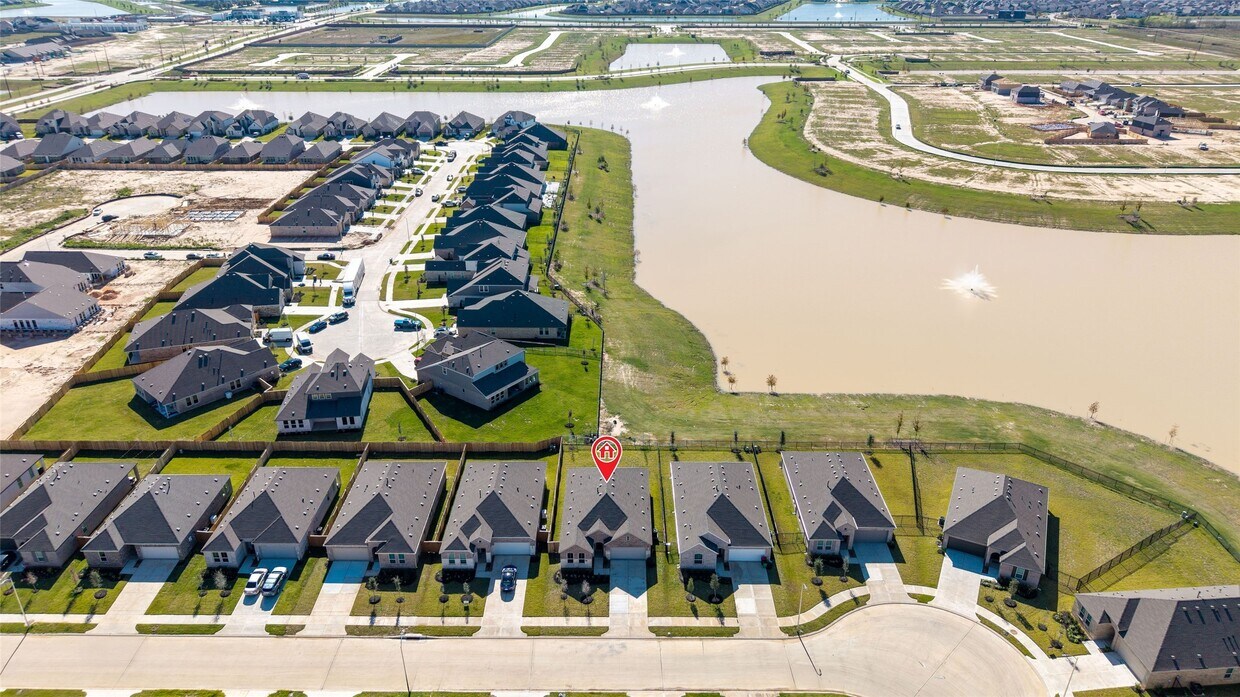 Primary Photo - 3037 Avenida Sonoma Dr