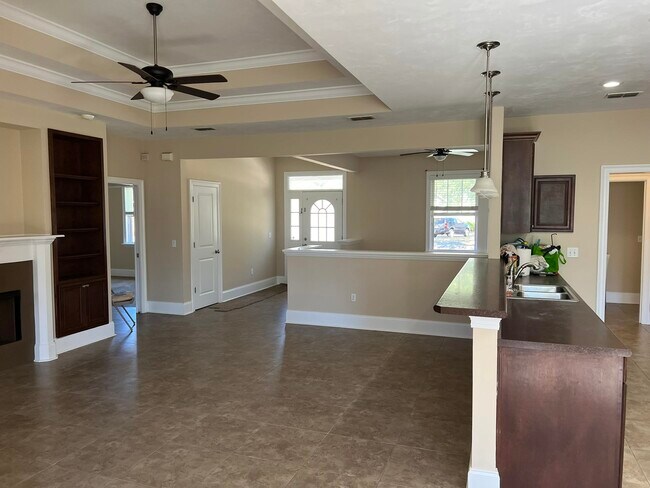 Building Photo - 2011 Hickory Tree Ln