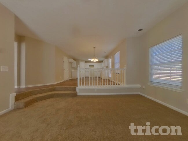 Building Photo - 63 Shadowhill Ct