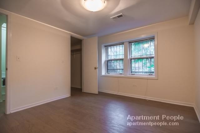 Foto del edificio - 2443 N Seminary Ave