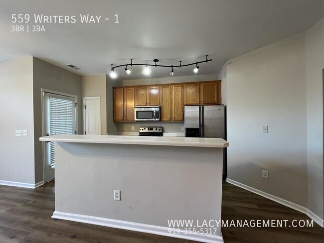 Foto del edificio - 559 Writers Way