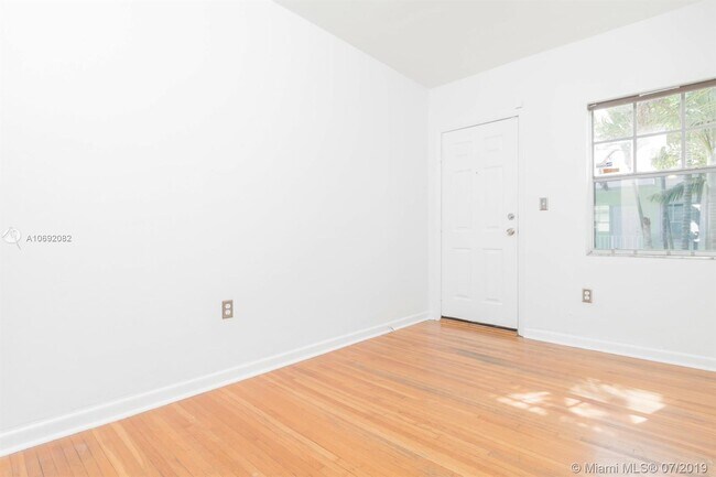 Foto del edificio - 915 8th St