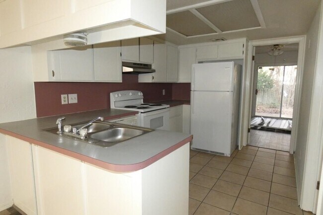 Foto del edificio - 2905 NE Tortoise Dr