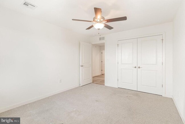 Building Photo - 1708 Fairmont Dr