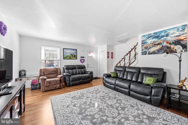 Building Photo - 9262 Byrd Dr