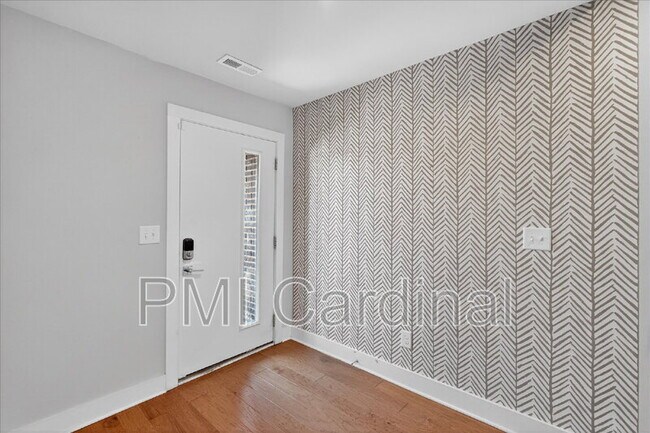 Building Photo - 2104 Bryant Park Dr