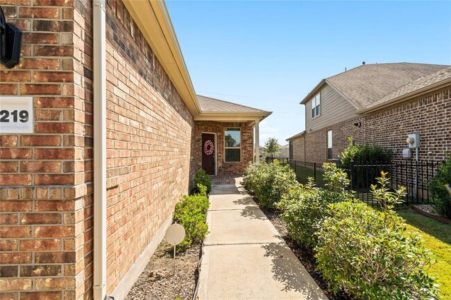 Building Photo - 3219 Chimney Swift Ln