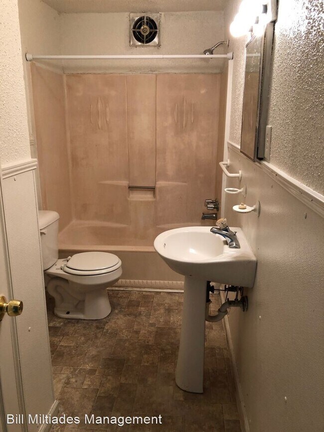 Foto del edificio - 5500 Montgomery St