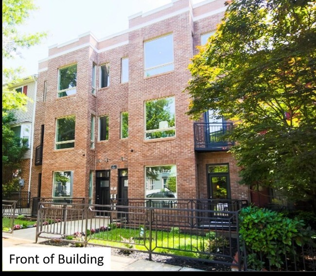 Lofts Matardi - 1131 5th St NE