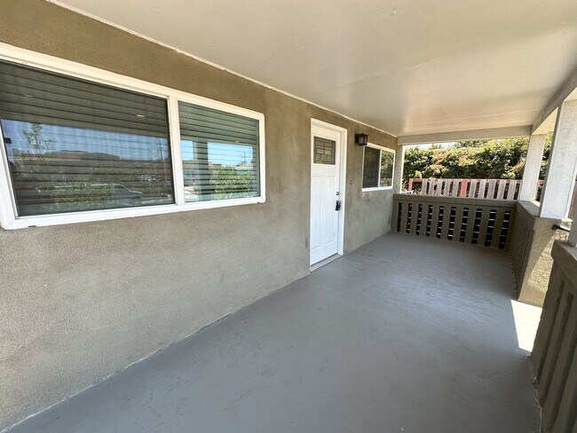 Foto del edificio - Stunning 3 bedroom 2 bath home