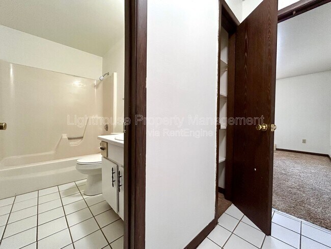 Foto del edificio - 2227 29th St SW