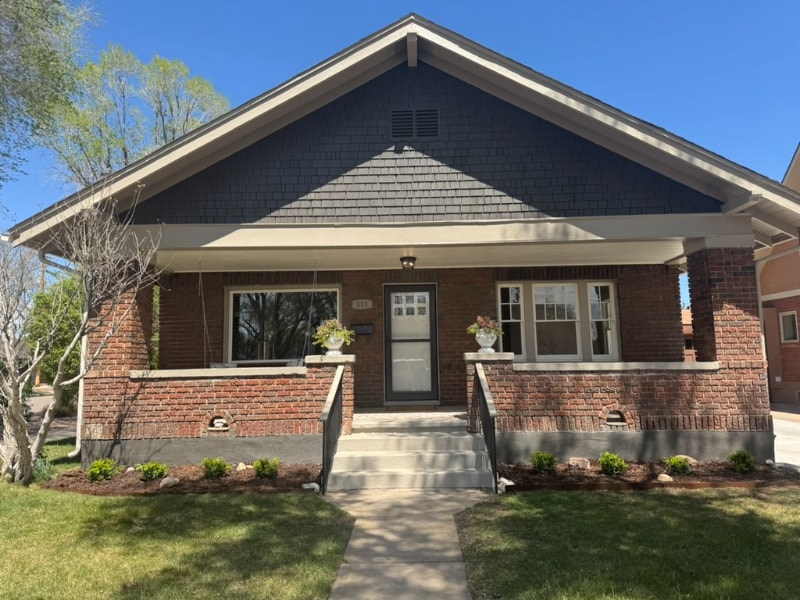 Primary Photo - 331 W Evans Ave