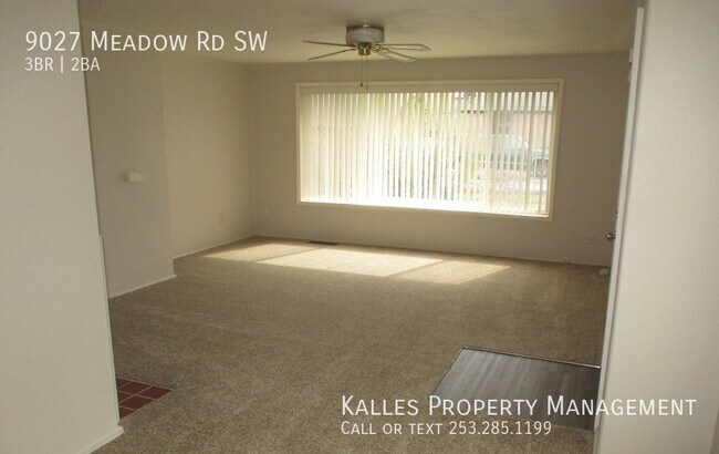 Foto del edificio - **PENDING APP**Beautiful 3 Bed 1.5 Bath ho...