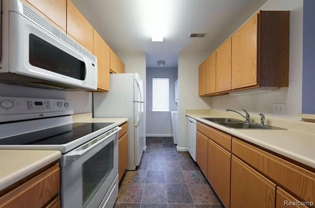 Foto del edificio - 1388 Constance Dr