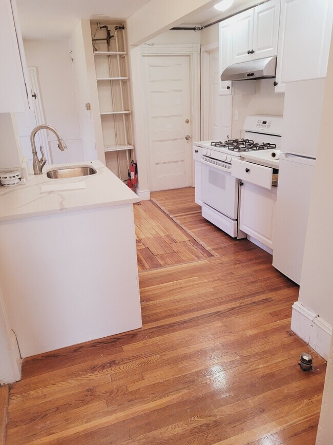 Foto del edificio - 24 Park Ave