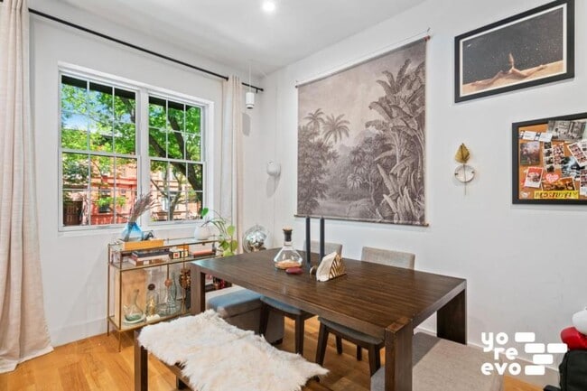 Building Photo - 2 bedroom in Brooklyn NY 11216