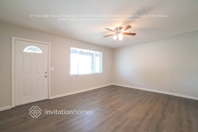Building Photo - 3326 W Larkspur Dr