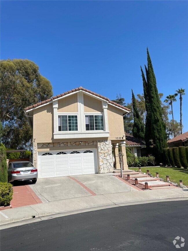 West Bluff Apartments for Rent Fullerton, CA 2 Rentals