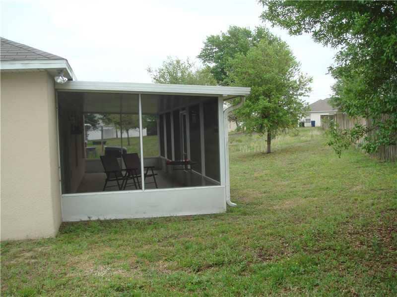 Foto del edificio - 4 bed/ 2 bath home