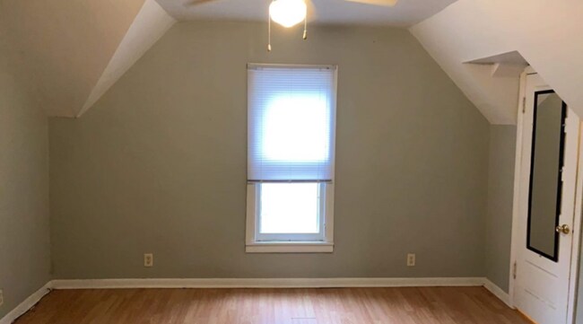 Foto del edificio - 710 Edgewood St