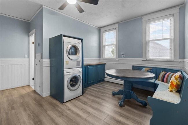 Building Photo - 334 Jastram St