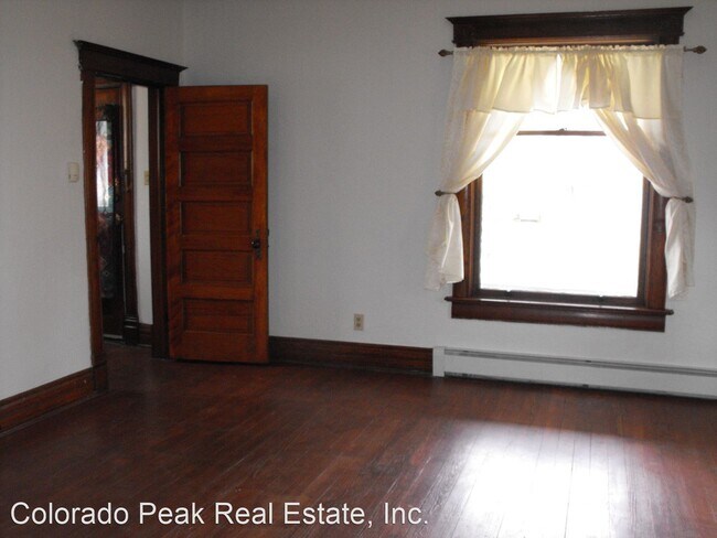 Building Photo - 3 br, 2.5 bath House - 1423 W Cucharras