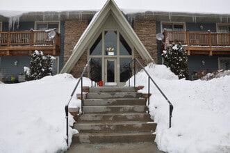 Building Photo - 300 Opatrny Dr