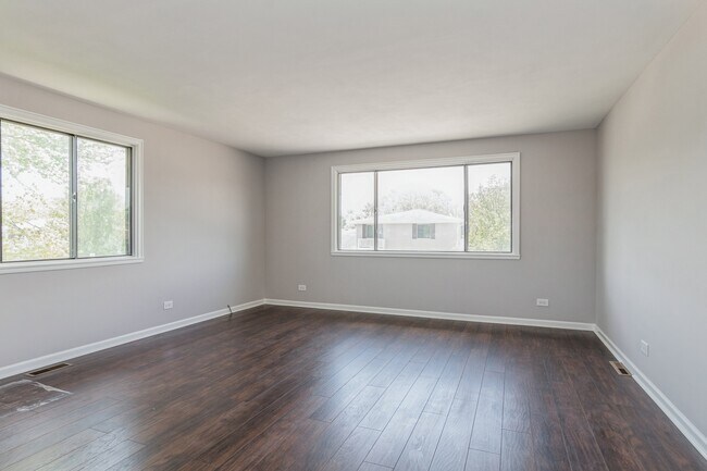 Foto del edificio - 1324 Wakeby Ln