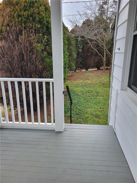 Building Photo - 808 Balata St