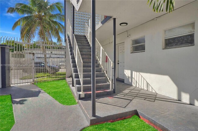 Foto del edificio - 1315 NE Miami Ct