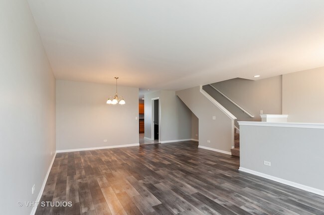 Building Photo - 212 Niagara Dr