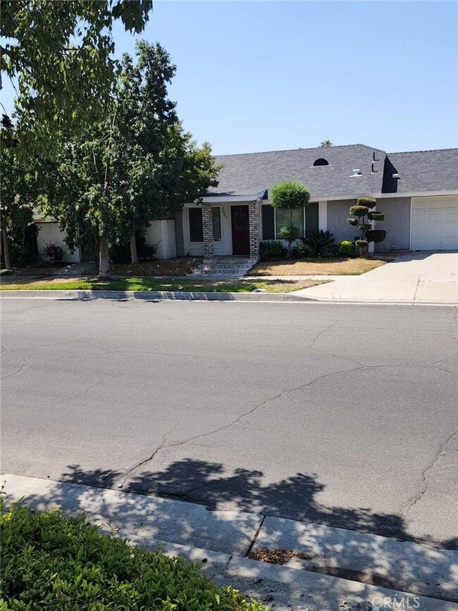 Building Photo - 7067 Geranium Pl