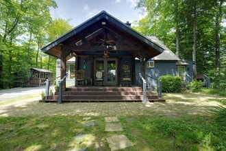 Building Photo - 37 Brayman Rd