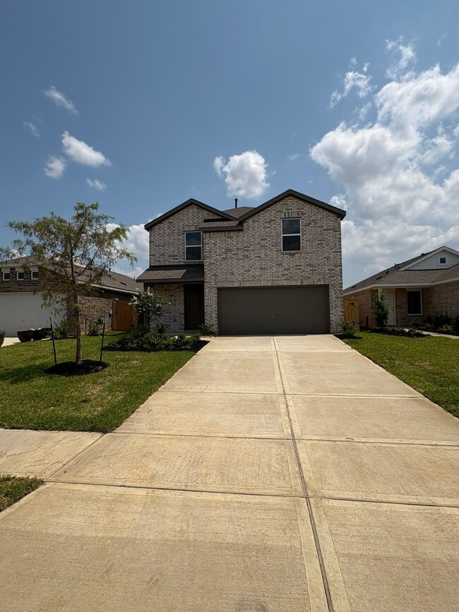Building Photo - 16810 Great Highlands Dr