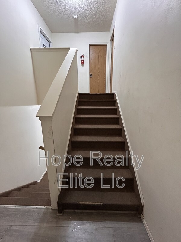 Foto del edificio - 531-531 Superior St