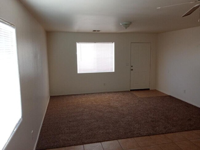 Foto del edificio - 3 bedroom in Arizona City AZ 85123