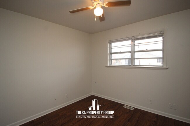 Foto del edificio - 8281 E 33rd Pl