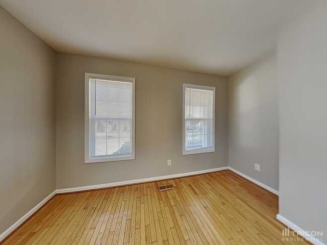 Building Photo - 125 Ashton Ct