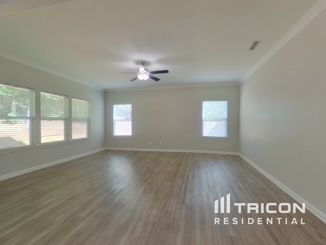 Building Photo - 5005 Sandis Court Mount Holly NC