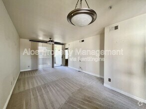Building Photo - 1825 W Ray Rd