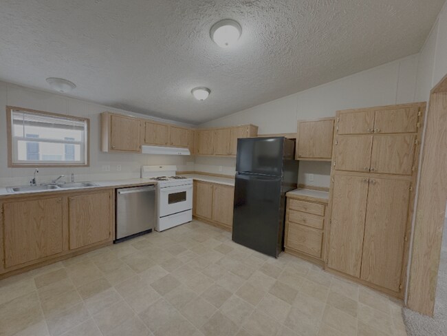 Building Photo - 356 Shummard Branch