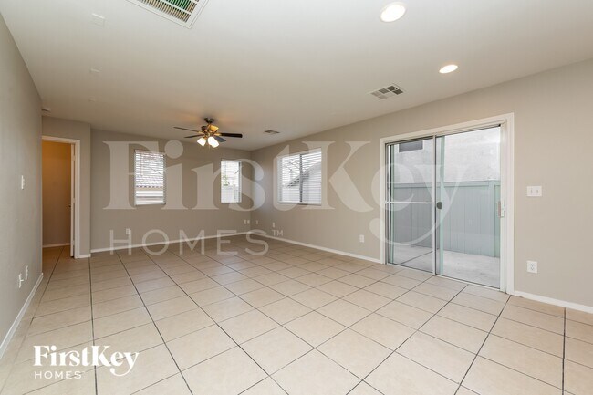 Foto del edificio - 8301 W Wildwood Glen Dr