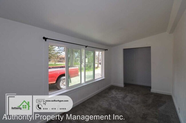 Building Photo - 2 br, 1 bath House - 1182 Washington Ave.